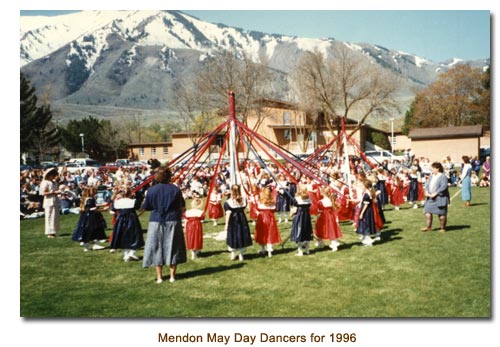 Mendon May Day Dancers for 1996.