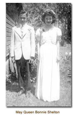 Mendon May Queen Bonnie Shelton and her Consort.