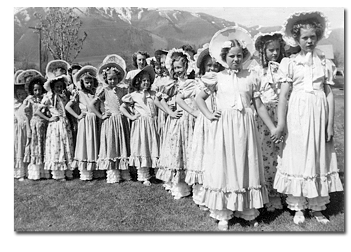 1947 May Pole Dancers