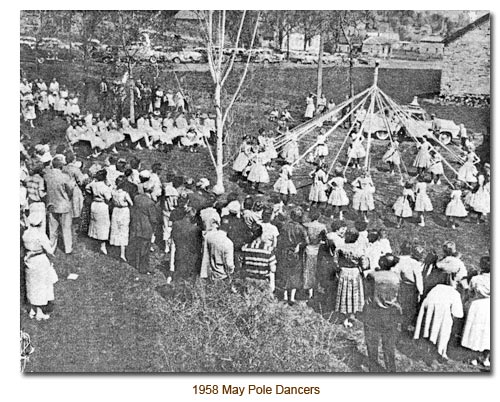 11958 May Day Dancers